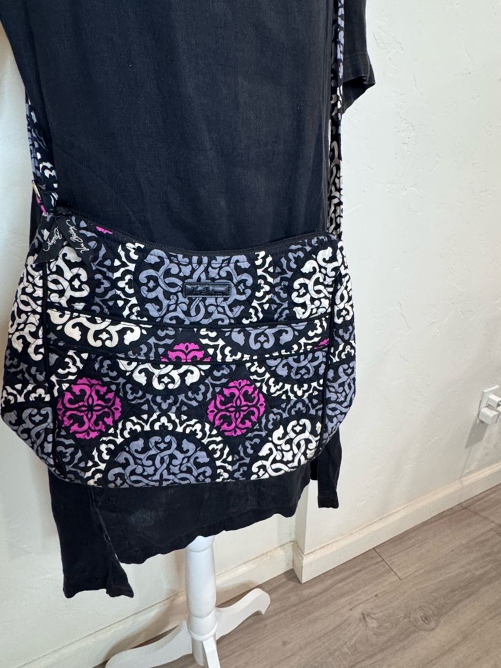 Vera Bradley Canterbury Black Pink Quilted Crossbody Retired Print